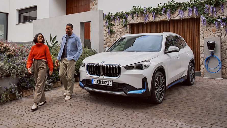 BMW iX1 THE iX1